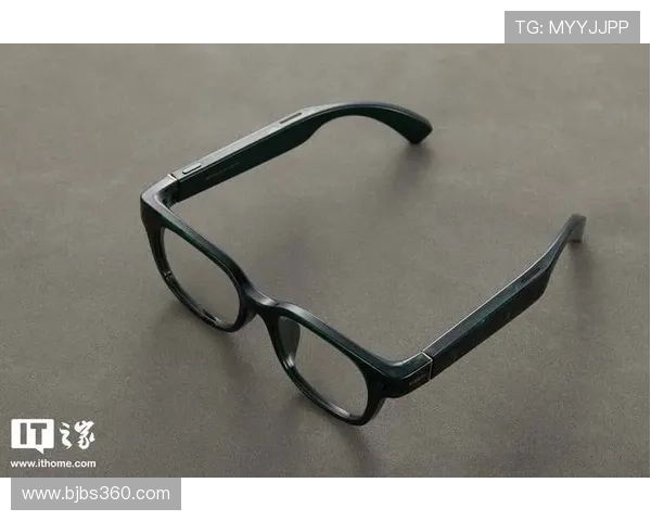 小米首款AI眼镜发布固件更新 支持抖音开播、小爱控车